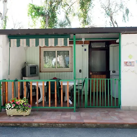 Intercamping Apollo Hotel 3*