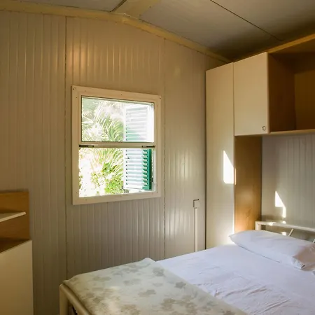 Hotel Intercamping Apollo 3*